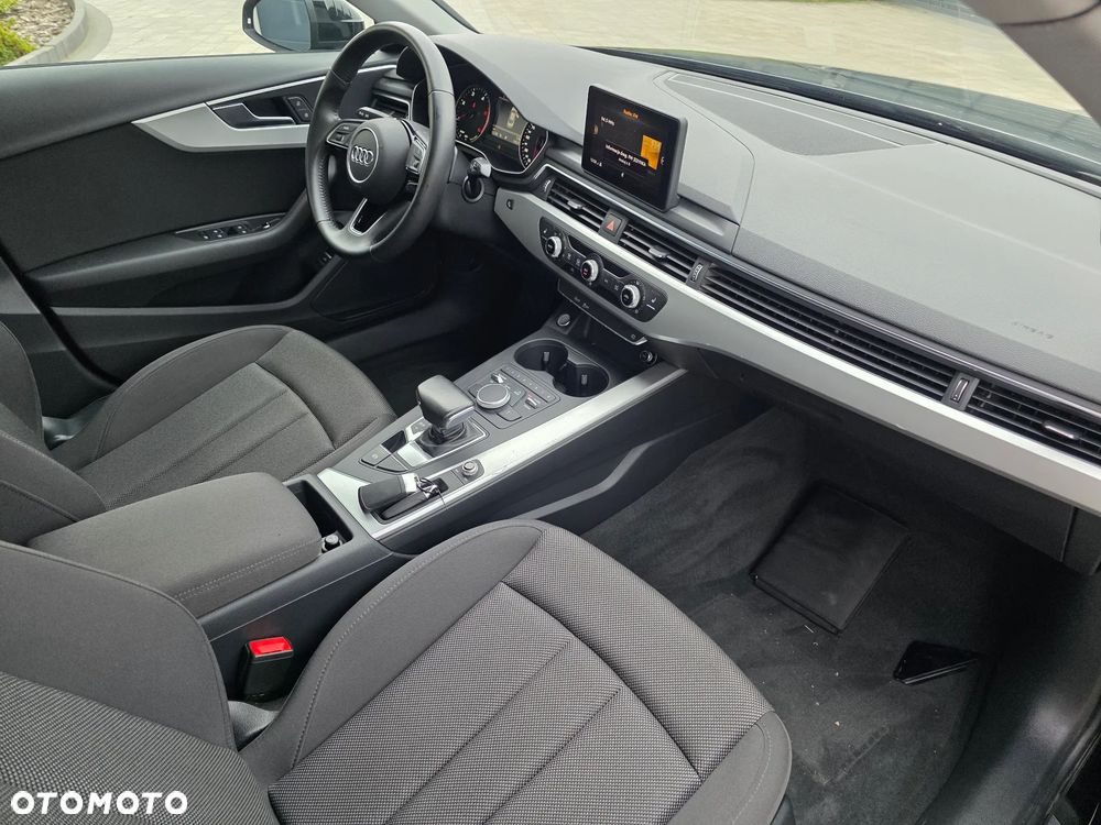 Audi A4 Limousine 2.0 TDI S tronic design - 11