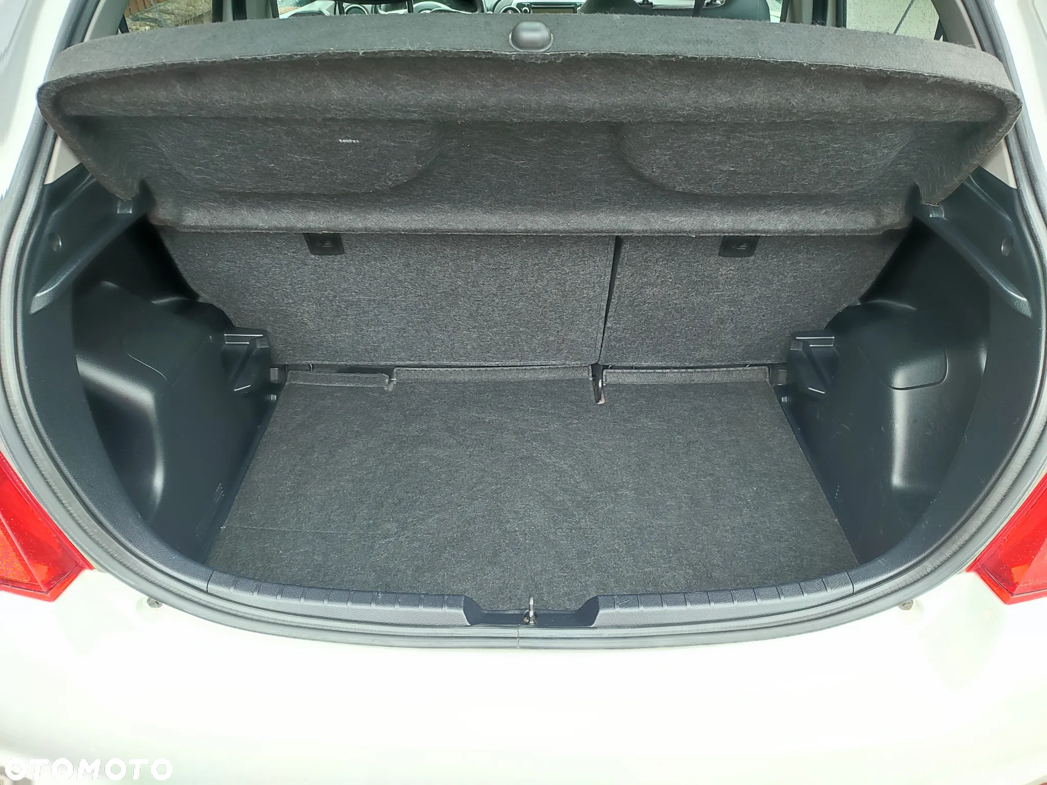 Toyota Yaris - 9