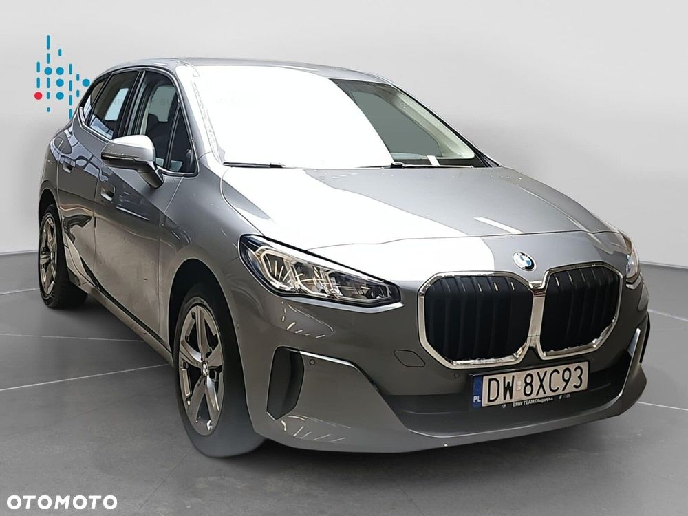 BMW Seria 2 218i - 5