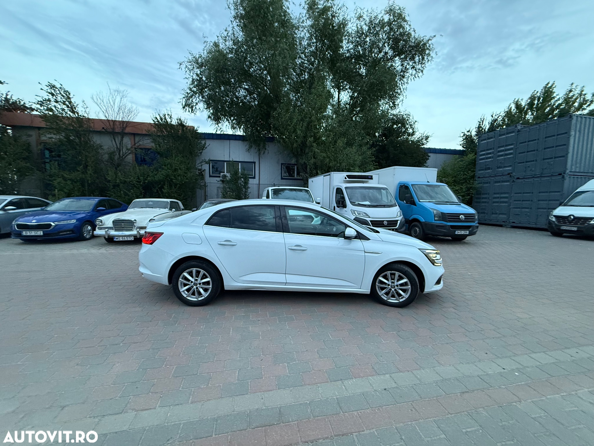Renault Megane Blue dCi 116 Intens - 4