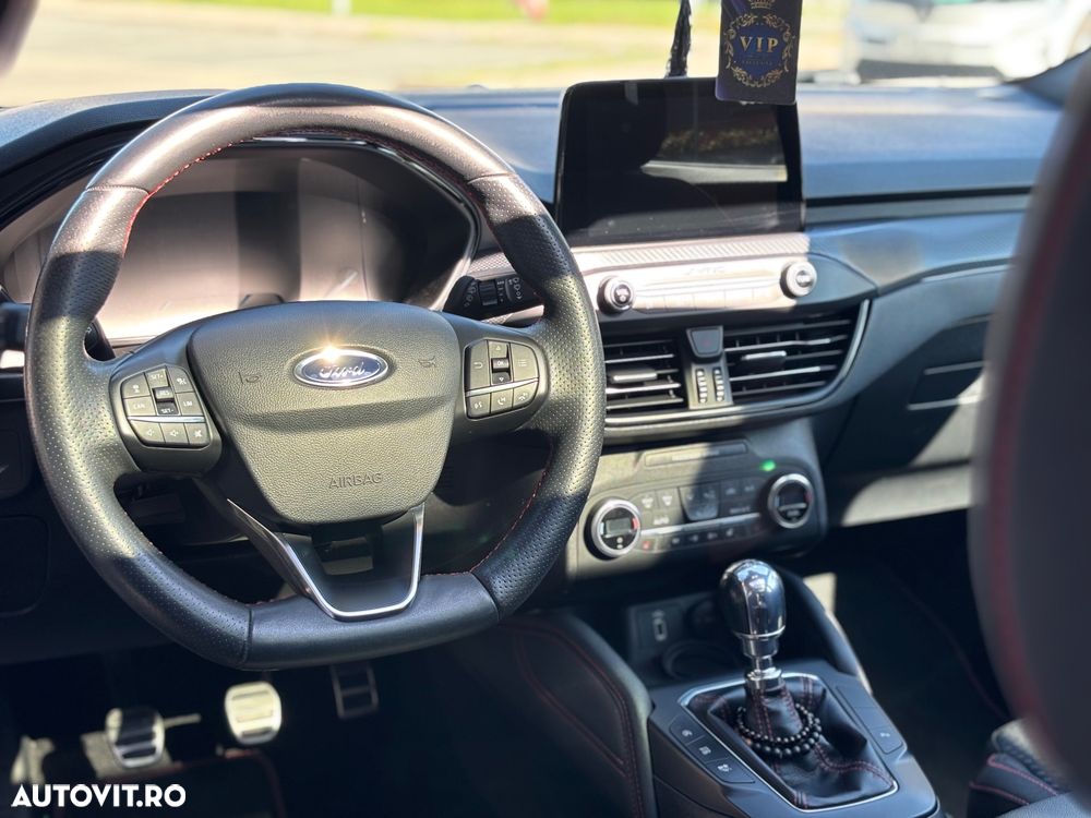 Ford Focus 1.5 EcoBlue ST-Line - 8