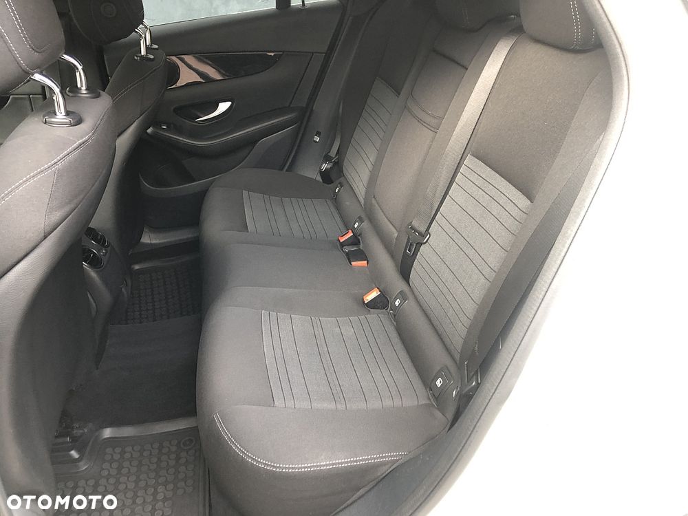 Mercedes-Benz GLC 220 d 4-Matic - 12