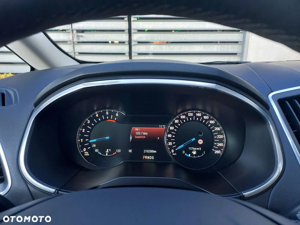 Ford S-Max 2.0 TDCi Titanium PowerShift - 37