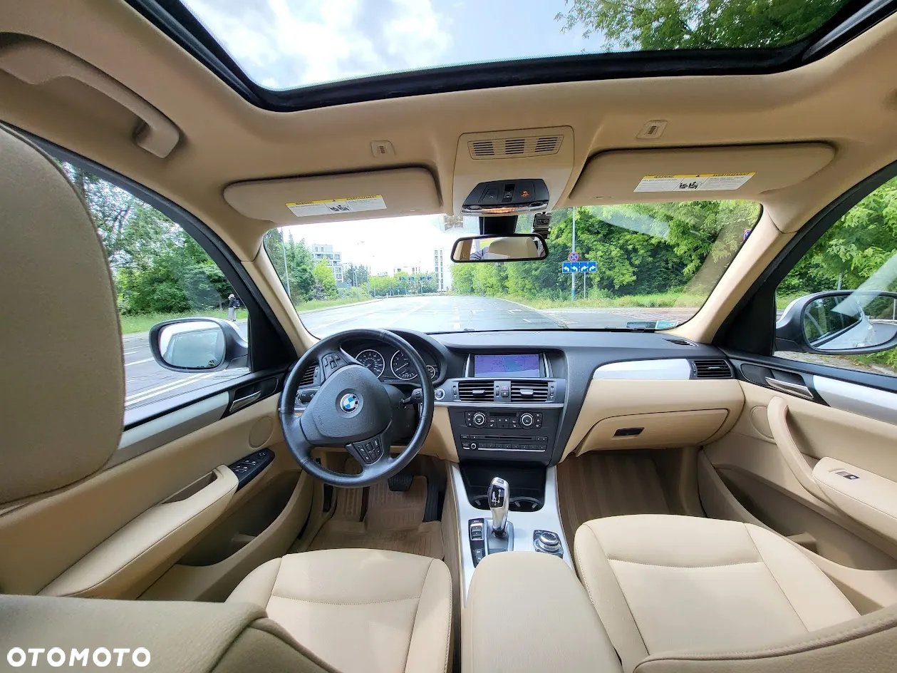 BMW X3 xDrive28i - 11
