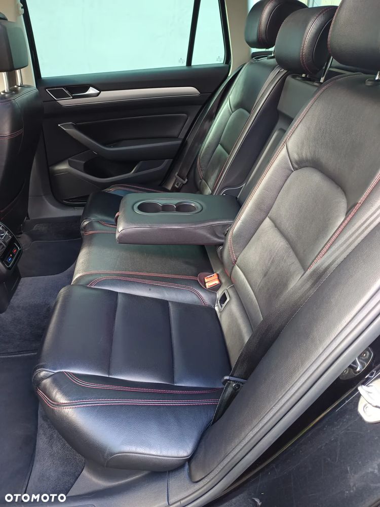 Volkswagen Passat Variant - 12