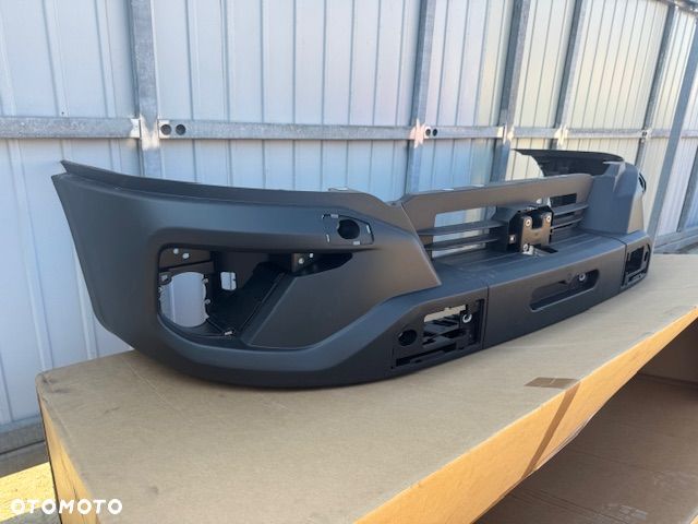 Zderzak przód Iveco Daily 2025- - 4