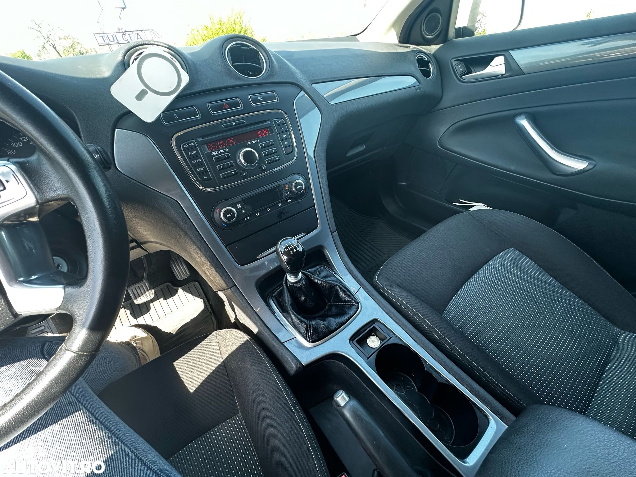Ford Mondeo 1.6 SCTi EcoBoost Trend - 23