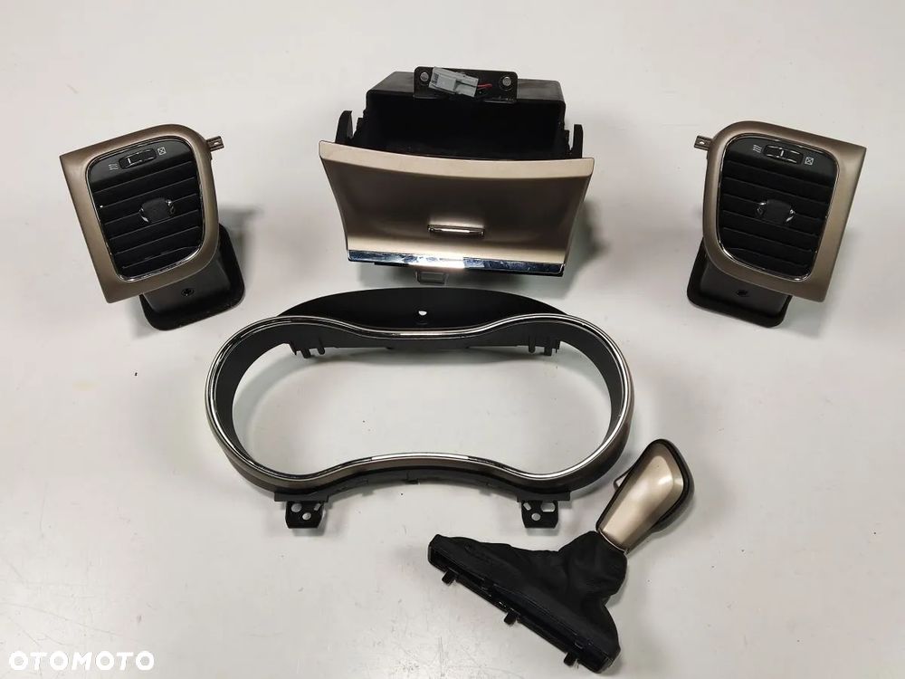 JEEP GRAND CHEROKEE WK2 16-21r Dekor Schowek Kratka Nawiewu Ramka Zegarów - 3