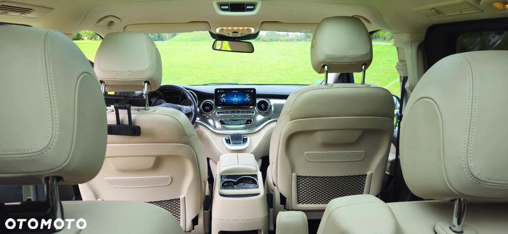 Mercedes-Benz Klasa V 300 d 4-Matic Exclusive 9G-Tronic (d³ugi) - 24