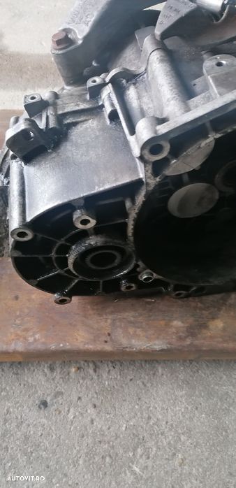 Cutie Viteze 6tr 4x4 JLR vw passat b6 BMP - 2