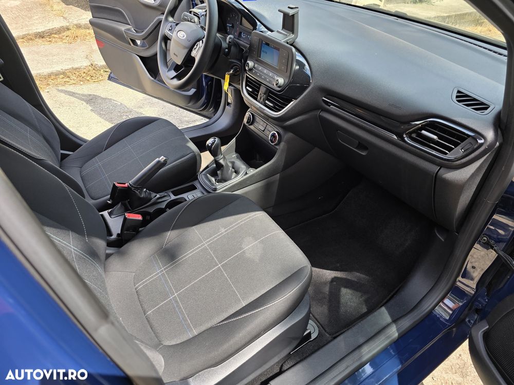 Ford Fiesta 1.1 Trend - 17