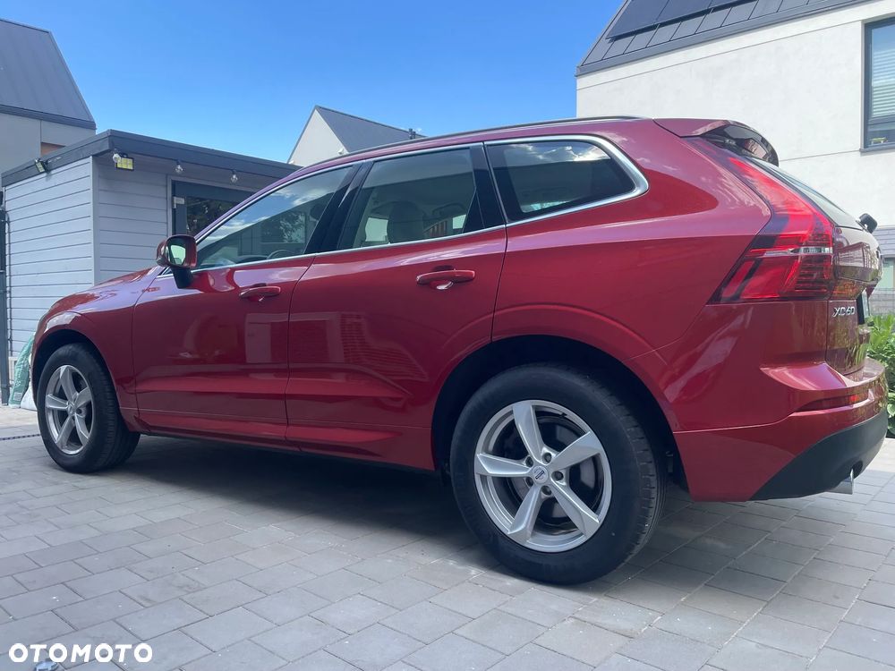 Volvo XC 60 B4 D AWD Momentum Pro - 3