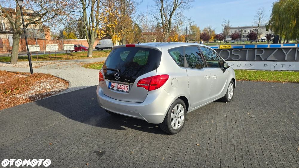 Opel Meriva - 38