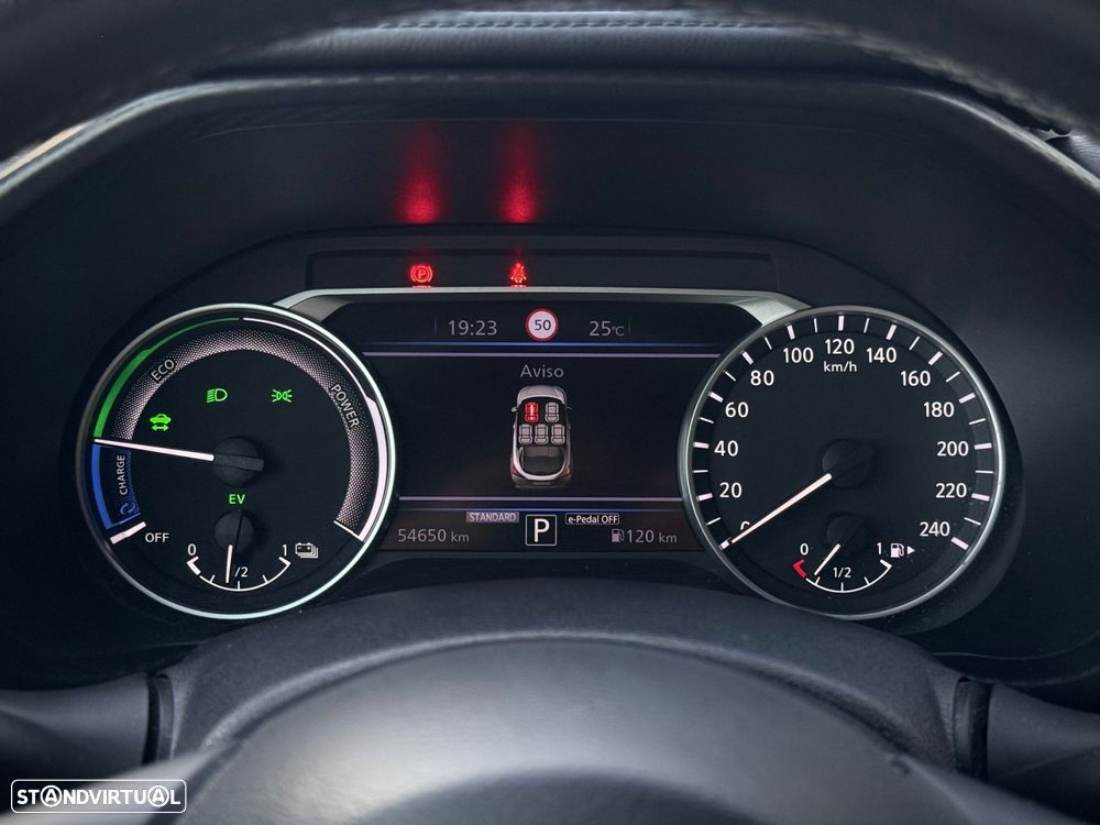 Nissan Juke 1.6 Hybrid Tekna TwoTone T - 16