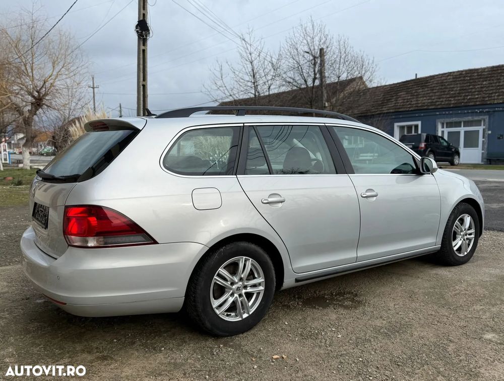 Volkswagen Golf 1.6 TDI BlueMotion Technology Comfortline - 4