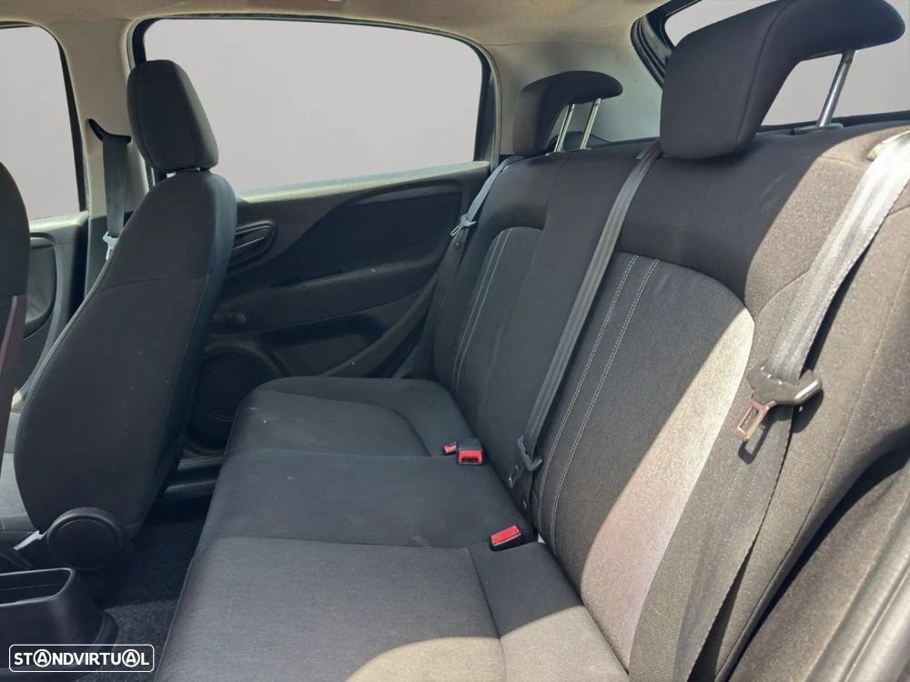 Fiat Punto 1.2 Lounge S&S - 12