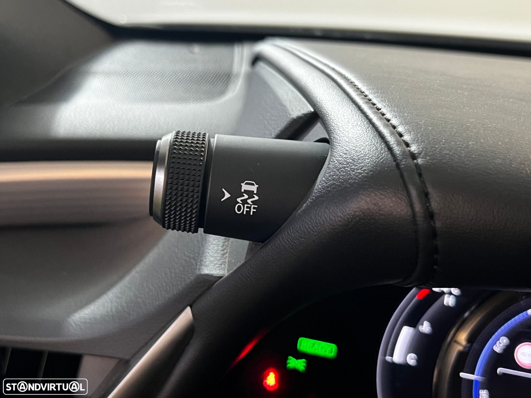 Lexus es-300h F Sport+ - 21