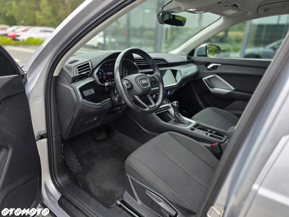 Audi Q3 35 TDI S tronic - 17