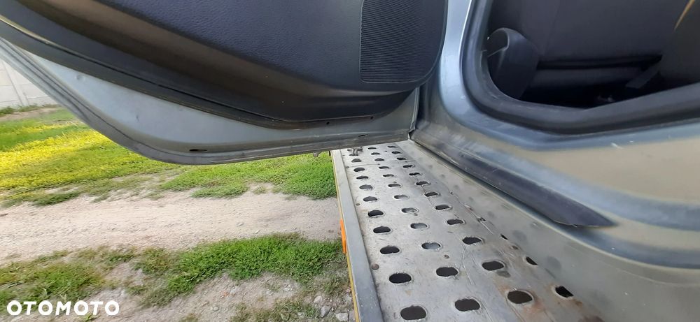 OPEL INSIGNIA A Hatchback 5 drzwi Zderzak przód tył drzwi maska klapa lampy Przód  Europa h7 LAKIER z179 taei Pas przedni wzmocnienie belka zderzaka 13235552 BELKA TYLNEGO ZDERZAKA 12772411 - 11