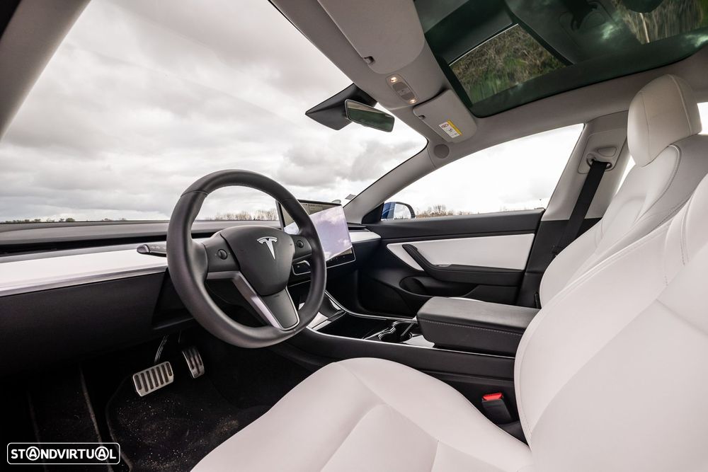 Tesla Model 3 Long Range Tração Integral Premium - 39