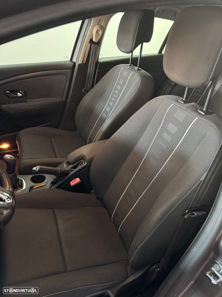 Renault Mégane 1.5 dCi Dynamique S - 20