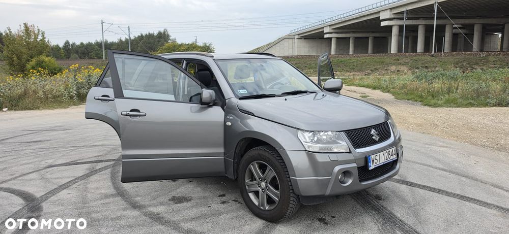 Suzuki Grand Vitara 1.9 DDiS - 12