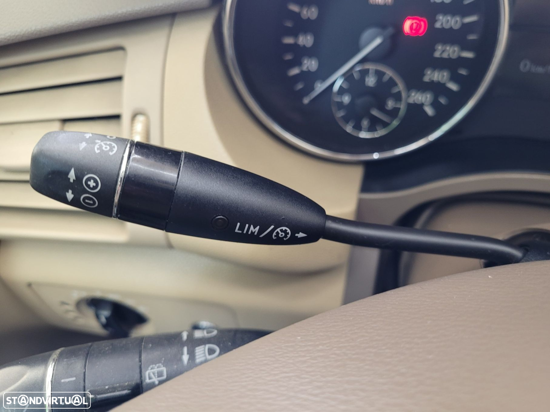 Mercedes-Benz R 320 CDi 4-Matic Longo - 24