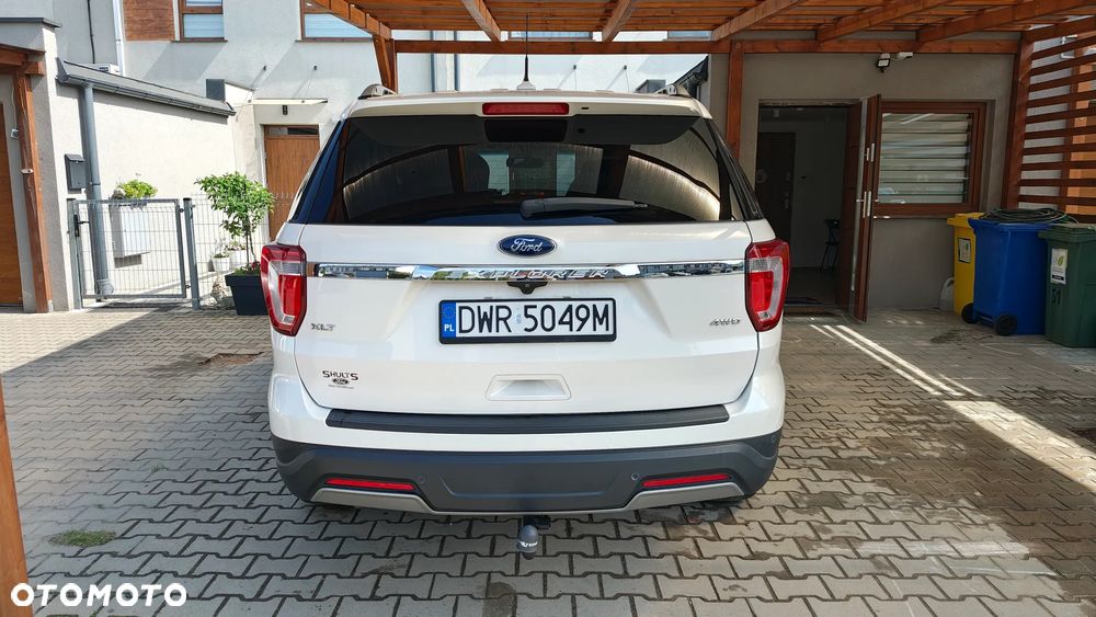 Ford Explorer - 5