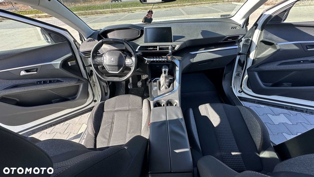 Peugeot 3008 - 5