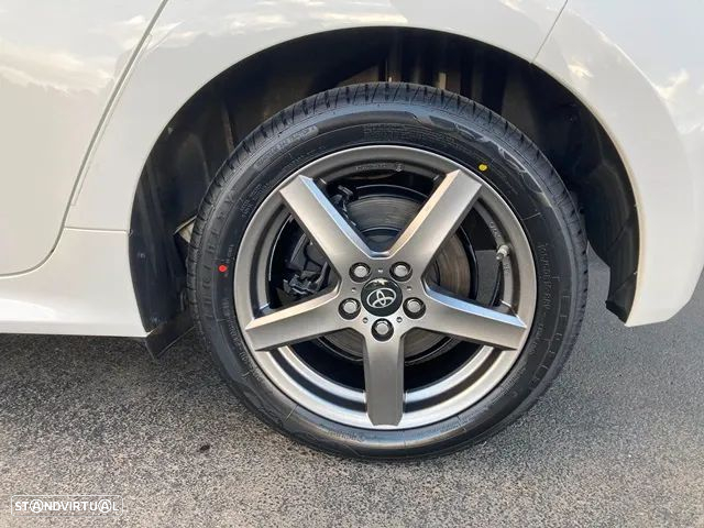 Toyota Yaris 1.5 HDF Premier Edition - 11