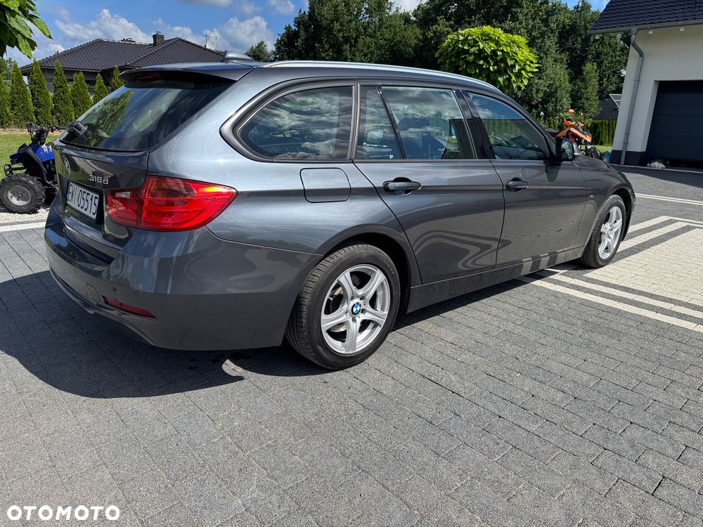 BMW Seria 3 318d Blue Performance Luxury Line - 12
