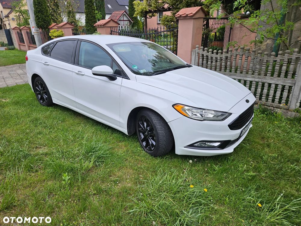 Ford Fusion - 8