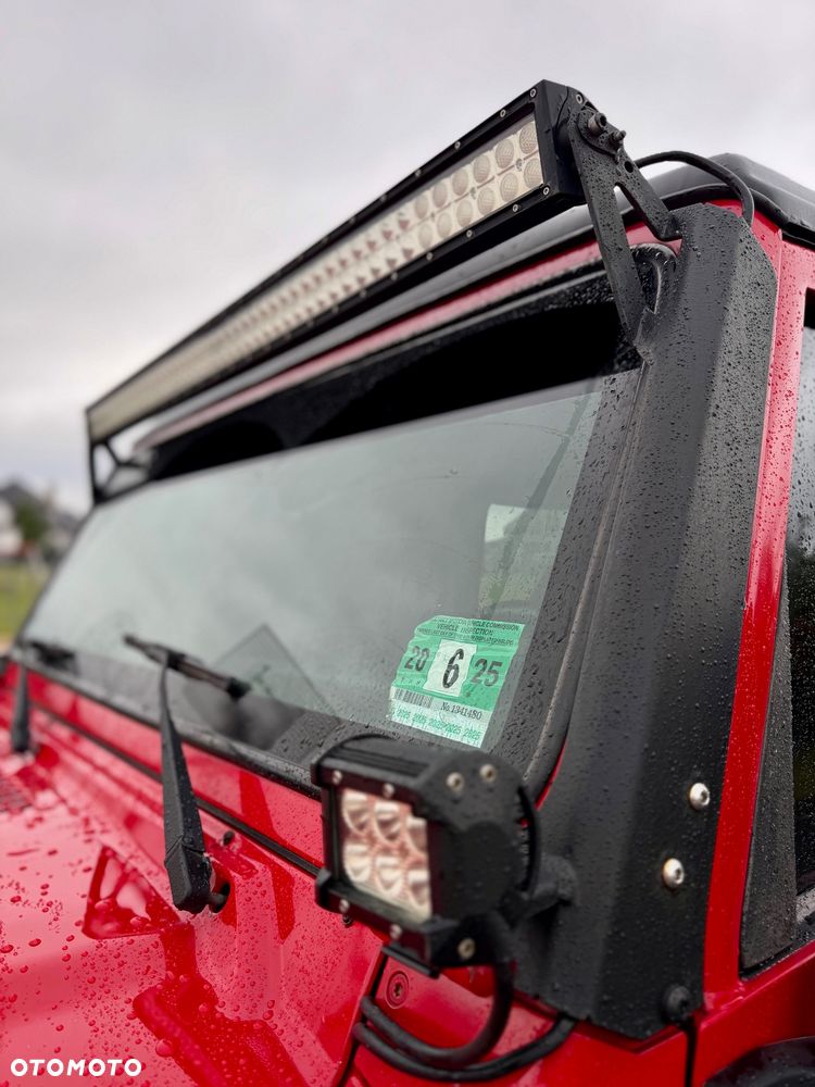 Jeep Wrangler - 14