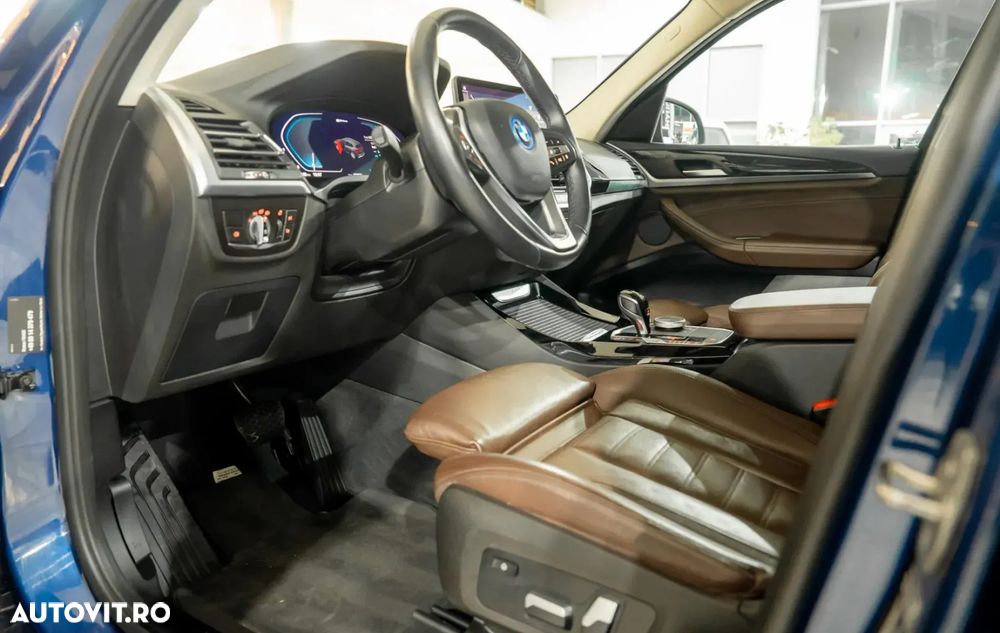 BMW X3 xDrive30e AT PHEV - 15