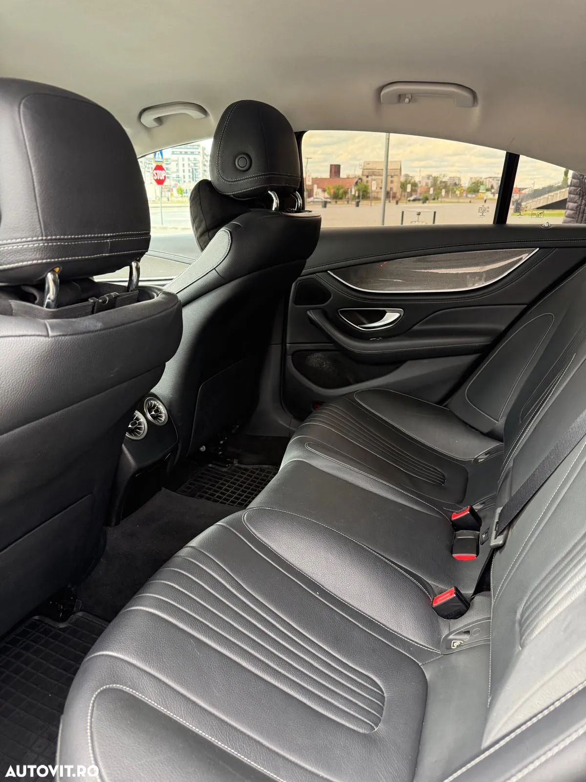 Mercedes-Benz CLS 300 d Aut - 6