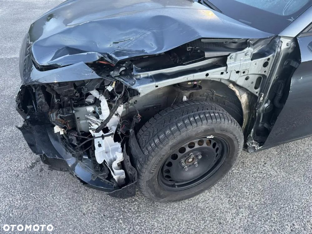 Seat Leon 2.0 TDI DSG Style Edition - 3