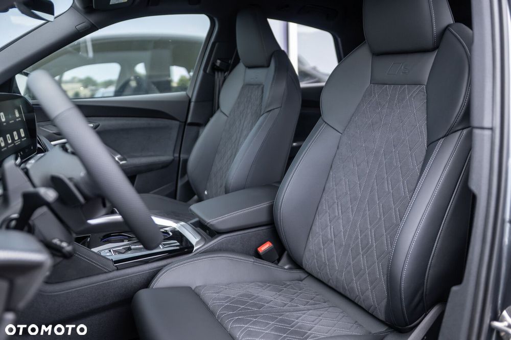 Audi Q5 Sportback - 14