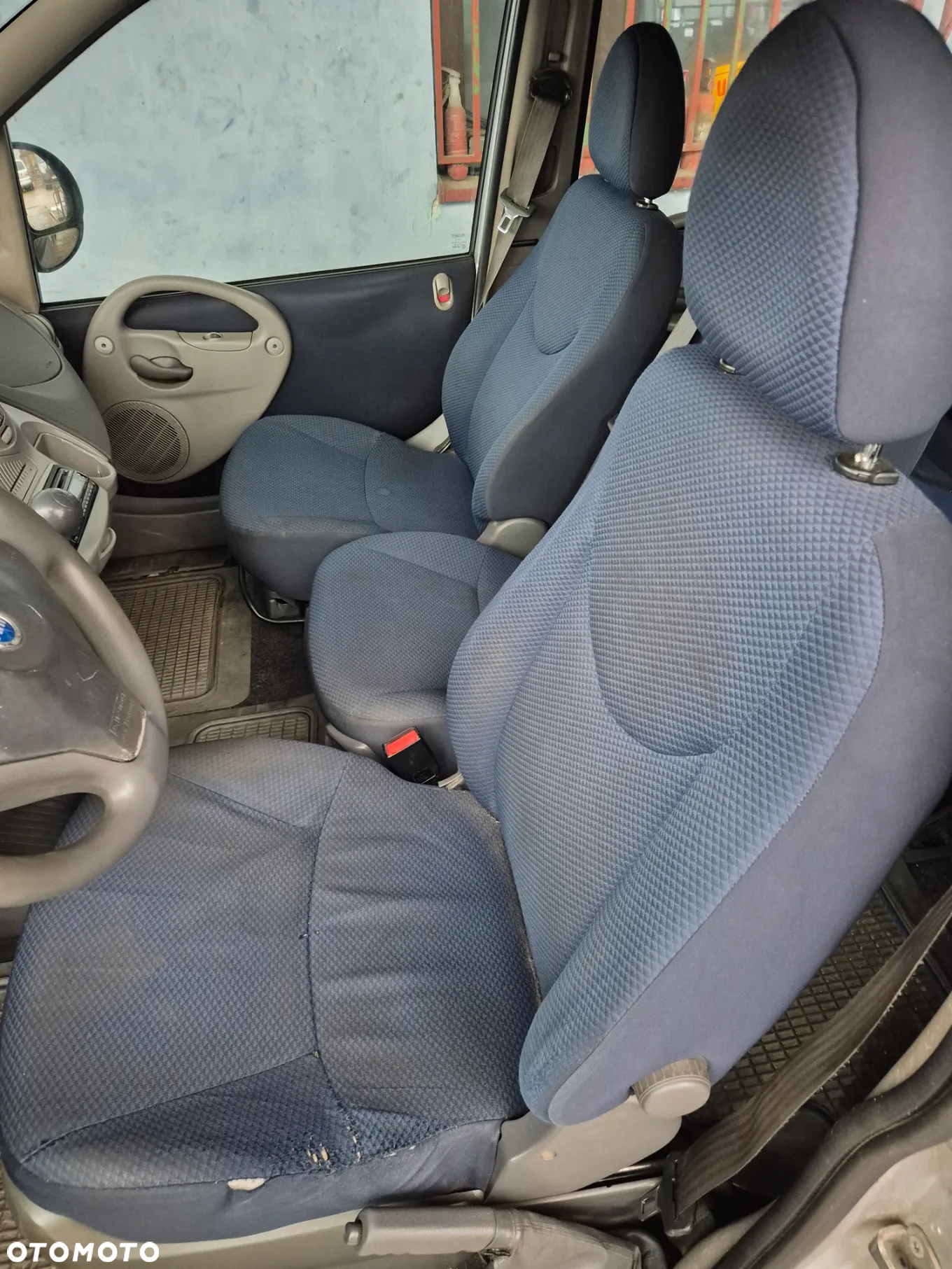 FIAT MULTIPLA LIFT fotel fotele kanapa deska kokpit podsufitka boczek boczki klamka podłokietnik licznik prędkościomierz - 3