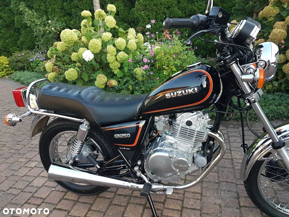 Suzuki GN - 2