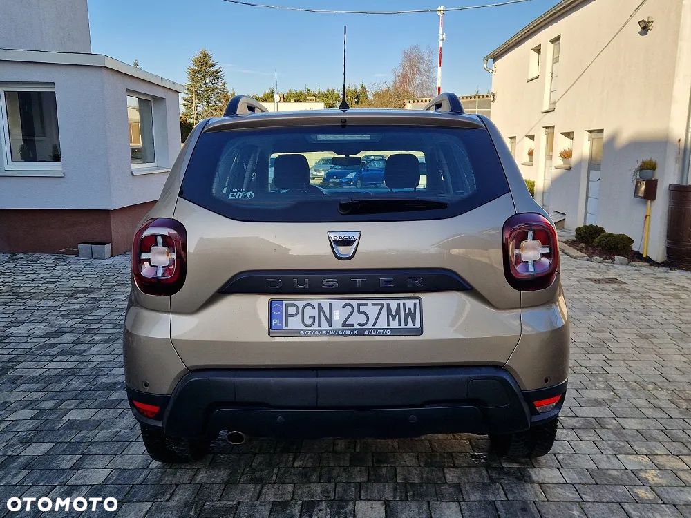 Dacia Duster SCe 115 4x2 Laureate - 4
