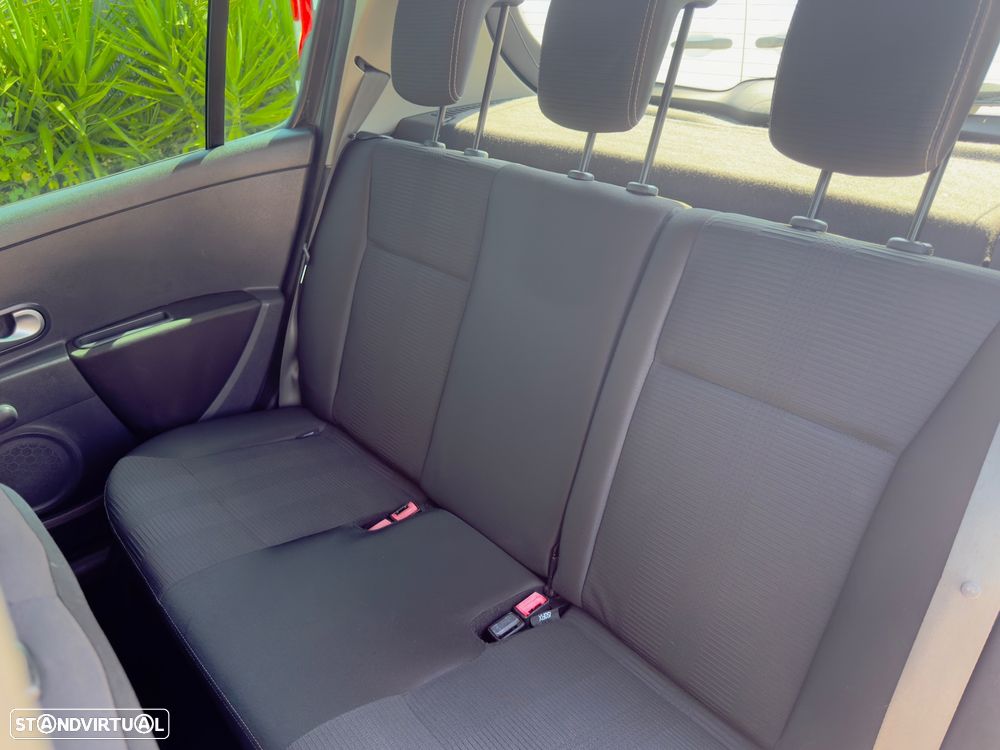 Renault Clio 1.5 dCi Dynamique S - 7