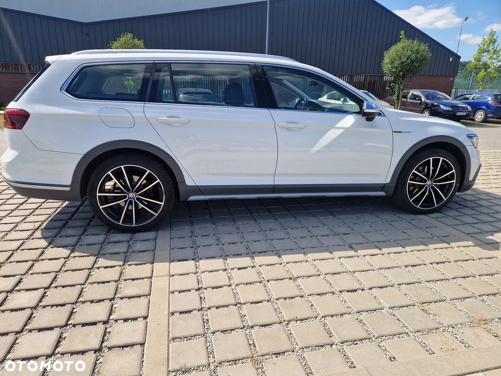 Volkswagen Passat Alltrack 2.0 TDI SCR 4Motion DSG - 5