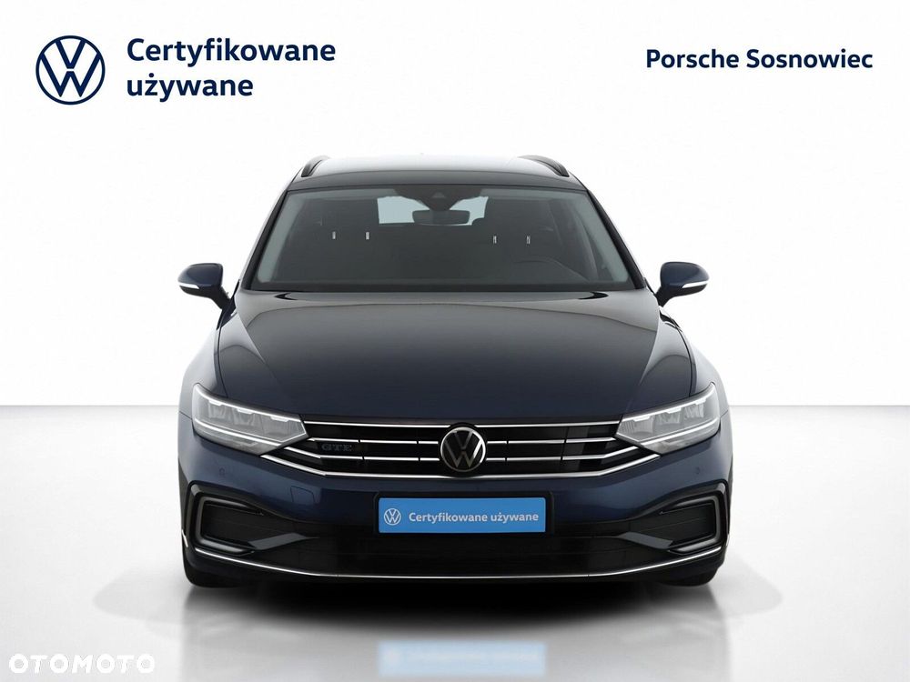 Volkswagen Passat - 9