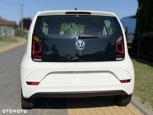 Volkswagen up! 1.0 move - 9