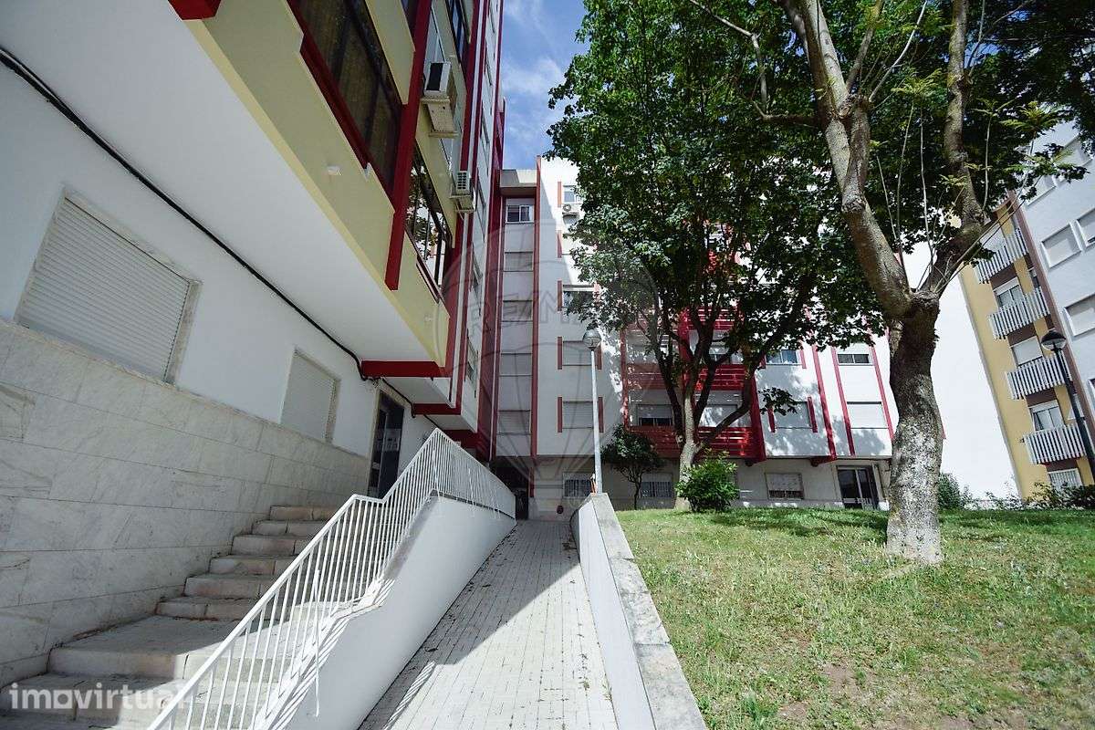 Apartamento T2 para arrendamento - Grande imagem: 2/26