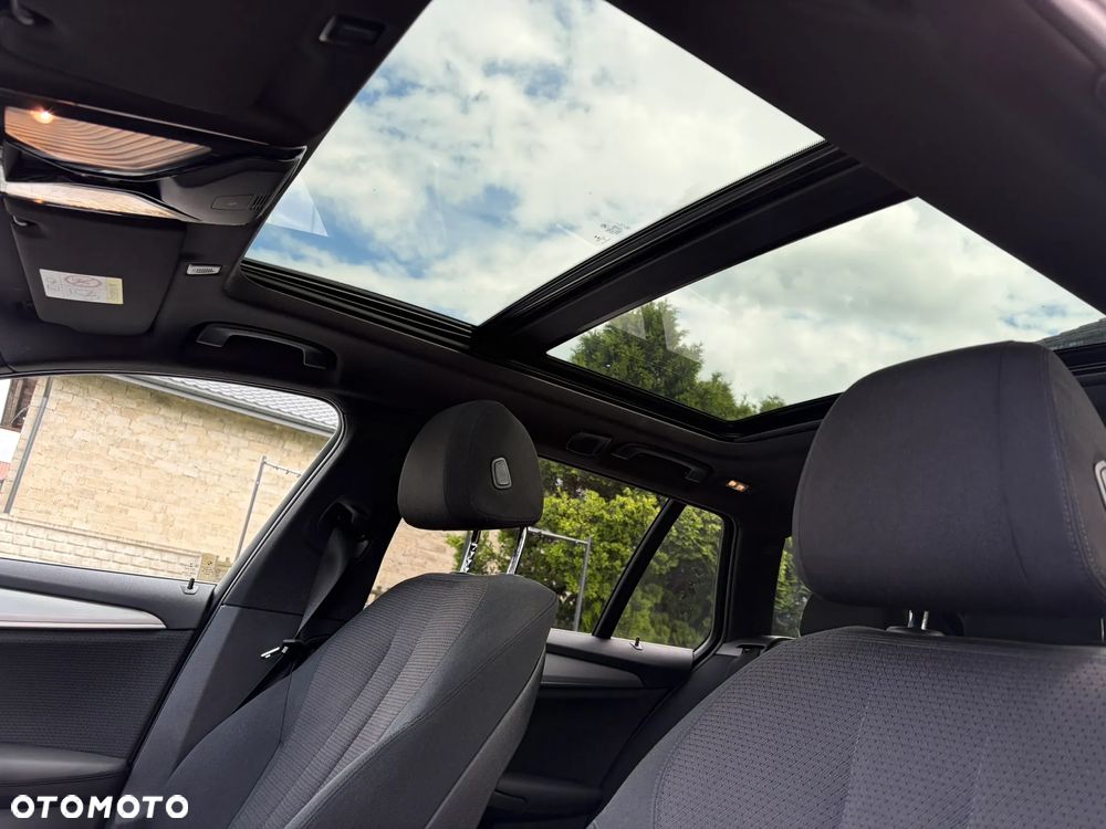 BMW Seria 5 520d Luxury Line - 12