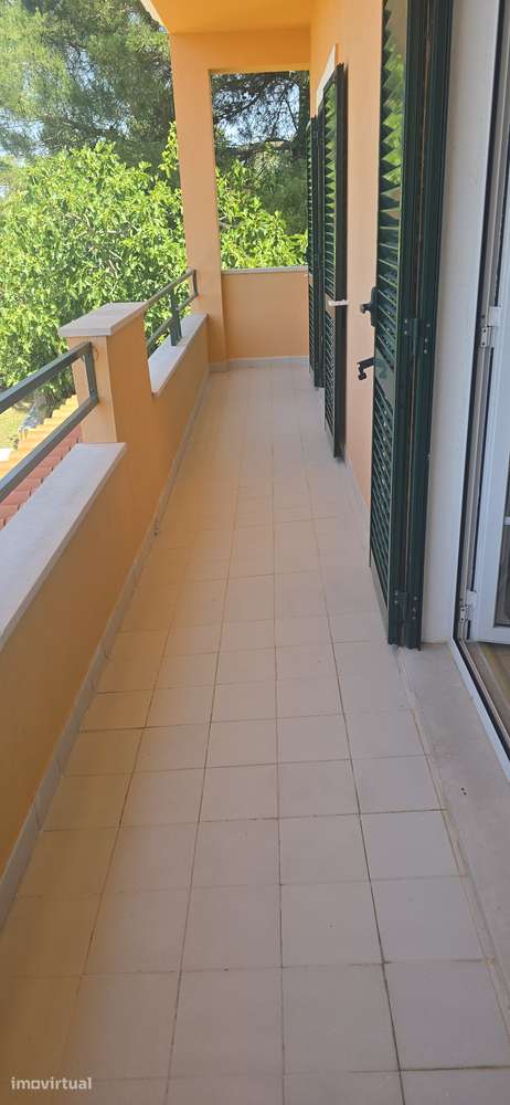 Moradia T4 com piscina - Grande imagem: 2/22