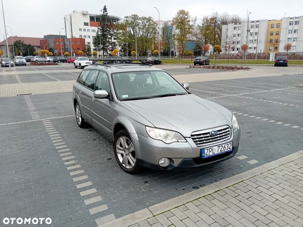 Subaru Outback - 1