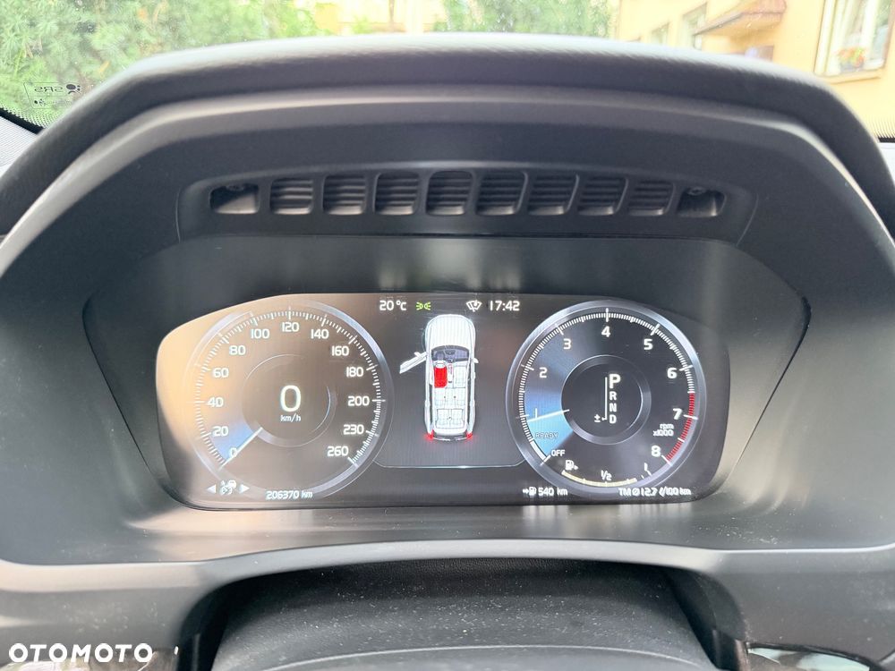 Volvo XC 90 T6 AWD Momentum 7os - 12