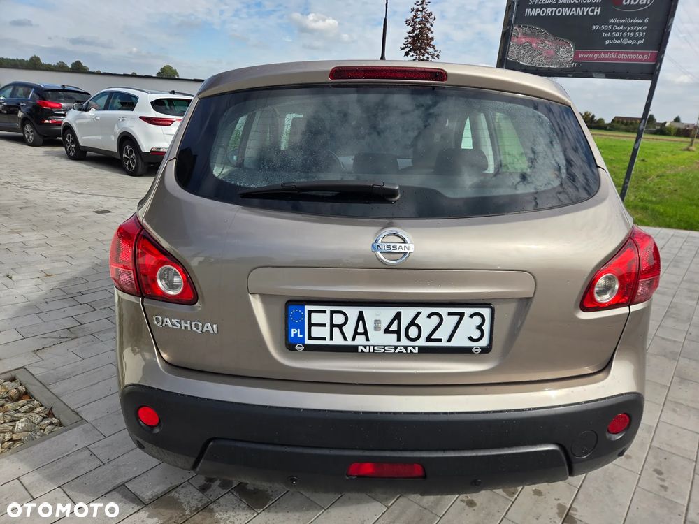 Nissan Qashqai - 11